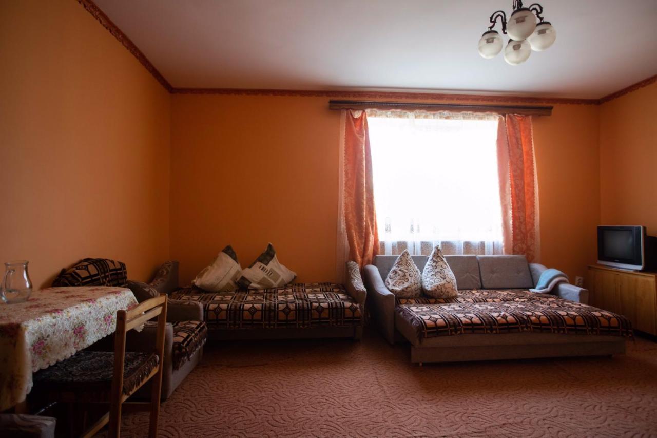Guest House In Drachino Svalyava Exterior foto