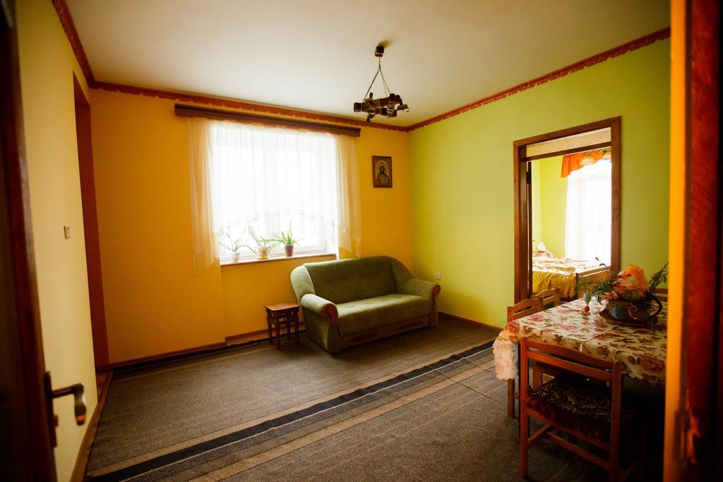 Guest House In Drachino Svalyava Exterior foto