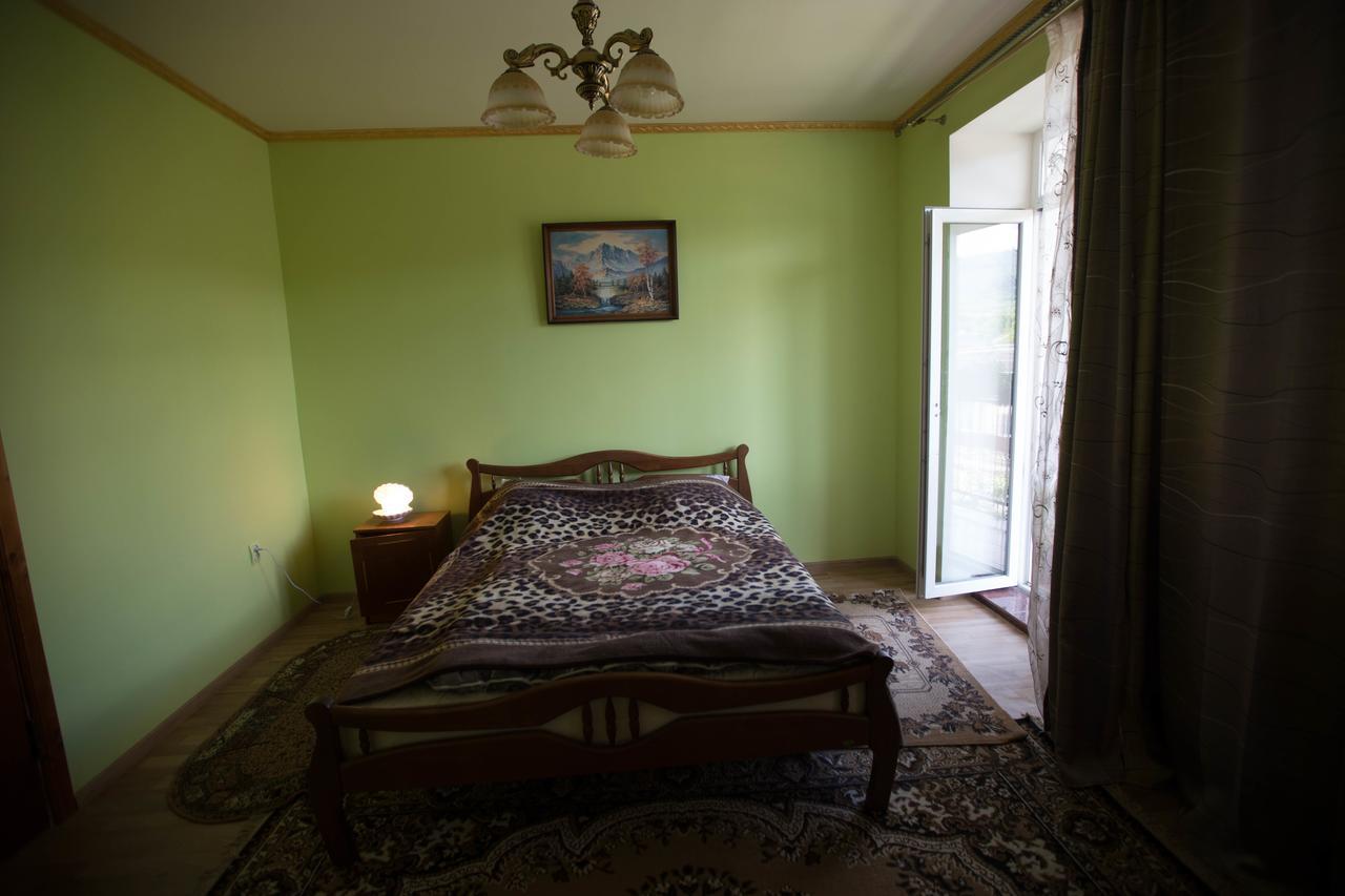 Guest House In Drachino Svalyava Exterior foto
